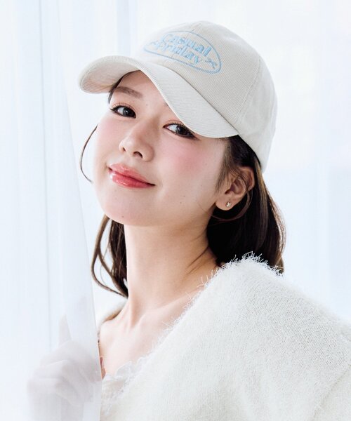 OLIVE des OLIVE（オリーブデオリーブ）の「コーデュロイ刺繍入りキャップ（その他小物・レディース・ホワイト/ベージュ/レッド・FREE）」の18枚目の写真