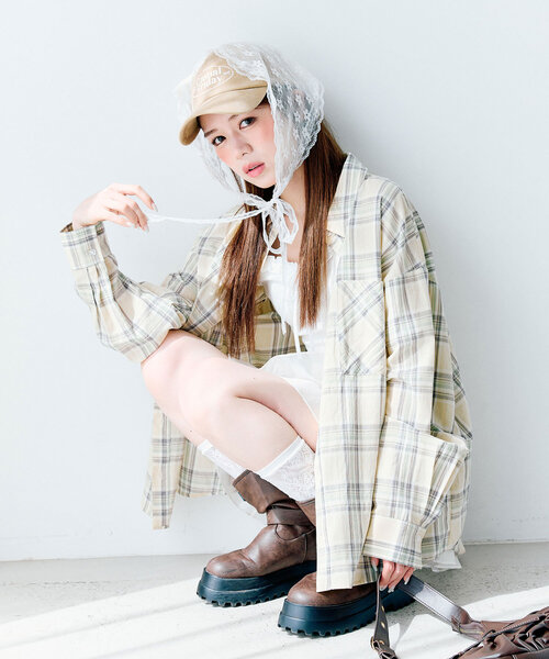 OLIVE des OLIVE（オリーブデオリーブ）の「コーデュロイ刺繍入りキャップ（その他小物・レディース・ホワイト/ベージュ/レッド・FREE）」の21枚目の写真