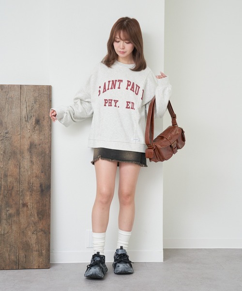 RAY CASSIN（レイカズン）の「ロゴクルールーズスウェット（スウェット・レディース・ホワイト系その他/ネイビー/グレー・FREE）」の18枚目の写真