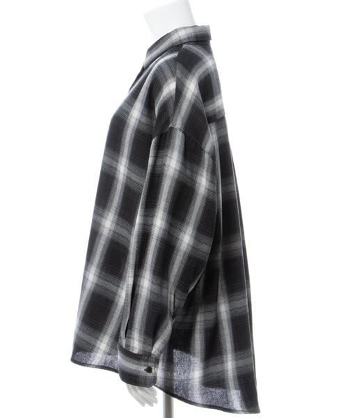 INGNI（イング）の「チェック柄BIGシャツ（シャツ/ブラウス・レディース・ホワイト系その他7/ブラック系・M）」の6枚目の写真