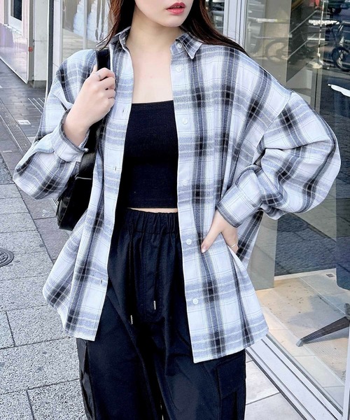 INGNI（イング）の「チェック柄BIGシャツ（シャツ/ブラウス・レディース・ホワイト系その他7/ブラック系・M）」の2枚目の写真