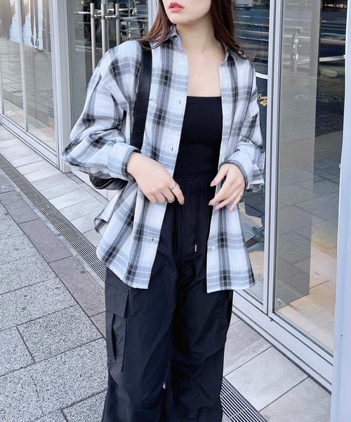 INGNI（イング）の「チェック柄BIGシャツ（シャツ/ブラウス・レディース・ホワイト系その他7/ブラック系・M）」の8枚目の写真