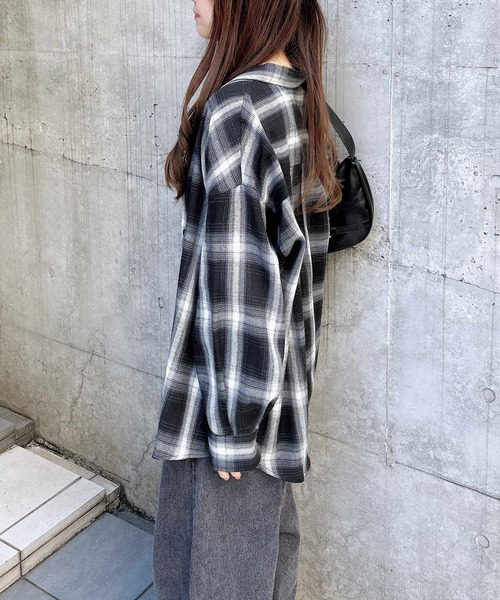 INGNI（イング）の「チェック柄BIGシャツ（シャツ/ブラウス・レディース・ホワイト系その他7/ブラック系・M）」の19枚目の写真