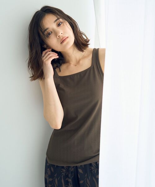 YECCA VECCA（イェッカヴェッカ）の「2wayスクエアリブタンクトップ（タンクトップ・レディース・杢グレー/ブラック/ブラウン/アイボリー・FREE）」の12枚目の写真