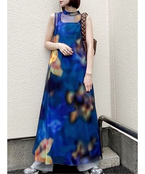 MURUA（ムルーア）の「シェイドフラワーレイヤードワンピース