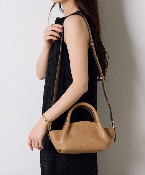 LORISTELLA ロリステッラ　レザー　ショルダー　バッグ ロリステッラ LORISTELLA レザーショルダーバッグ （ホワイト