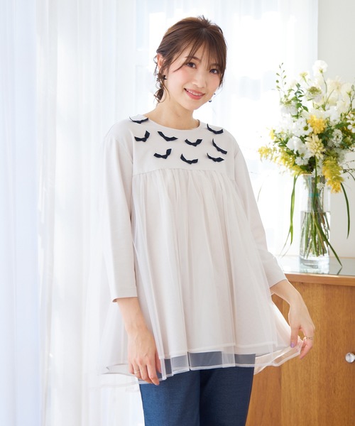 Rose Tiara(ローズティアラ)の「チュール切替ペプラムカットソー(Tシャツ/カットソー・レディース・ベージュ/オフホワイト/ブラック・42/46/38)」の11枚目の写真