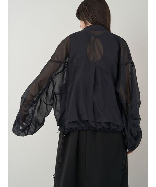 ELENDEEK(エレンディーク)の「オーバーサイズシアーブルゾン(ブルゾン・レディース・オフホワイト/ブラック/ベージュ・FREE)」の22枚目の写真