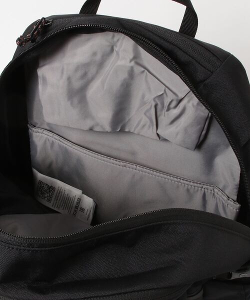 FJALL RAVEN (フェールラーベン)の「Skule 20 (FJALLRAVEN/フェールラーベン)(バックパック/リュック・レディース・ブラック/グリーン/ライトグレー・ONE SIZE)」の6枚目の写真