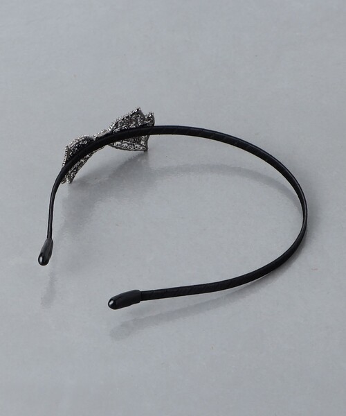 UNITED ARROWS（ユナイテッドアローズ）の「パヴェ BOW ヘッドバンド（ヘアバンド・レディース・ブラック・FREE）」の6枚目の写真