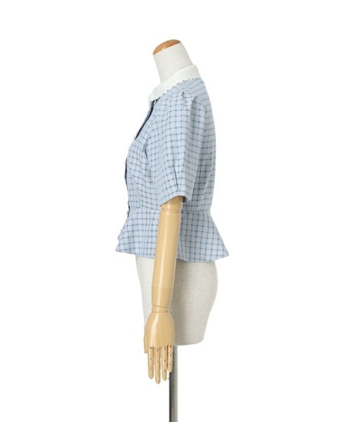 F i.n.t（フィント）の「【セットアップ対応】クレリック衿ドビーチェックペプラムブラウス/ fint　フィント（シャツ/ブラウス・レディース・ホワイト×ブラック/ブルー・FREE）」の3枚目の写真