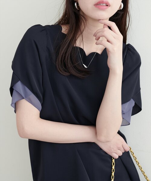 セール】チューリップスリーブスカラップネックブラウス（シャツ