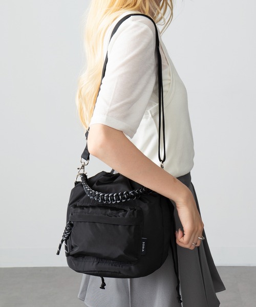 MAGASIN DE MODE Onjna（マガジンデモードオンジェナ ）の「【MAGASIN DE MODE Onjna】コード編み巾着ショルダーバッグ SNBD ※（ショルダーバッグ・レディース・ブラック/ベージュ/アイボリー/カーキ/ストーン・FREE）」の16枚目の写真