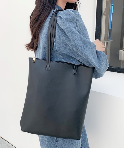 VIBGYOR（ヴィブジョー）の「urbanfemine./A4サイズ収納 ファスナー付き PUレザー 縦長トートバッグU7267（トートバッグ・レディース・ブラック/グリーン・FREE）」の3枚目の写真