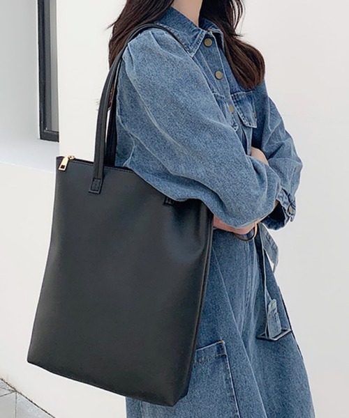 VIBGYOR（ヴィブジョー）の「urbanfemine./A4サイズ収納 ファスナー付き PUレザー 縦長トートバッグU7267（トートバッグ・レディース・ブラック/グリーン・FREE）」の5枚目の写真