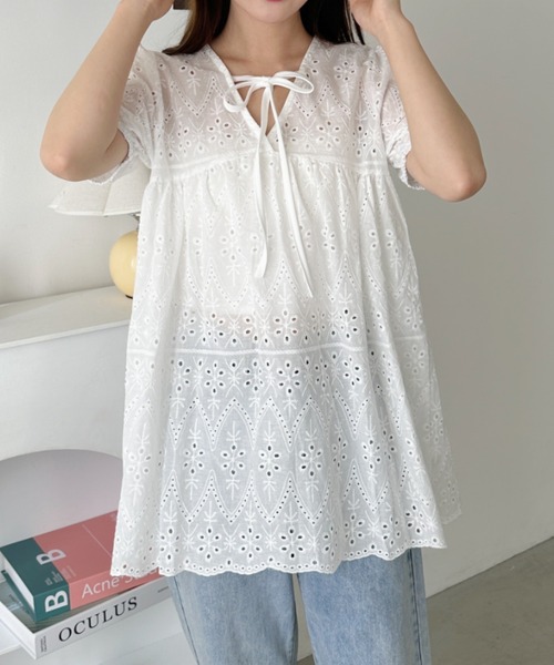 CLEA(クレア)の「コットンレースパフスリーブブラウス(シャツ/ブラウス・レディース・ホワイト・FREE)」の2枚目の写真