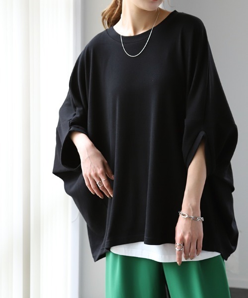 HUG.U(ハグユー)の「オーバーサイズ リブドルマントップス(Tシャツ/カットソー・レディース・ブラック/パープル/ダークブラウン/ホワイト・FREE)」の3枚目の写真