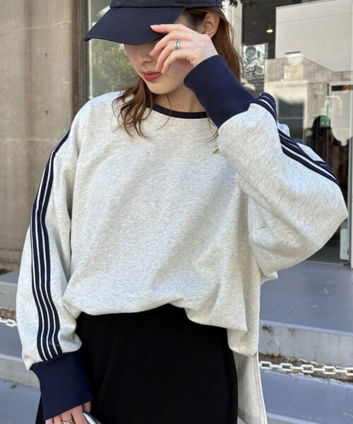 CIAOPANIC TYPY（チャオパニックティピー）の「【WEB限定】ライン裏毛クルースウェット（スウェット・レディース・ブラック/オフホワイト/グレー・ONE SIZE）」の2枚目の写真