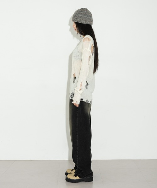 FOLLOWIN（フォロウィン）の「加工デニムパンツ（デニムパンツ・レディース・ブラック・MEDIUM）」の4枚目の写真