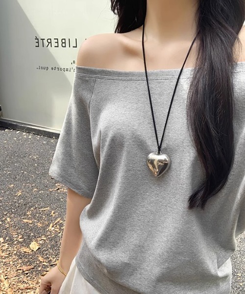 Teem Store（チームストア）の「シンプルデザインワンショルTシャツ（Tシャツ/カットソー・レディース・グレー/ネイビー/ホワイト/ブラック・S/M/L）」の4枚目の写真