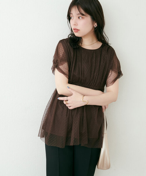natural couture（ナチュラルクチュール）の「osonoチュールレースチュニック（シャツ/ブラウス・レディース・モカ/ブラック/ブラウン/グレー/オフホワイト・FREE）」の5枚目の写真