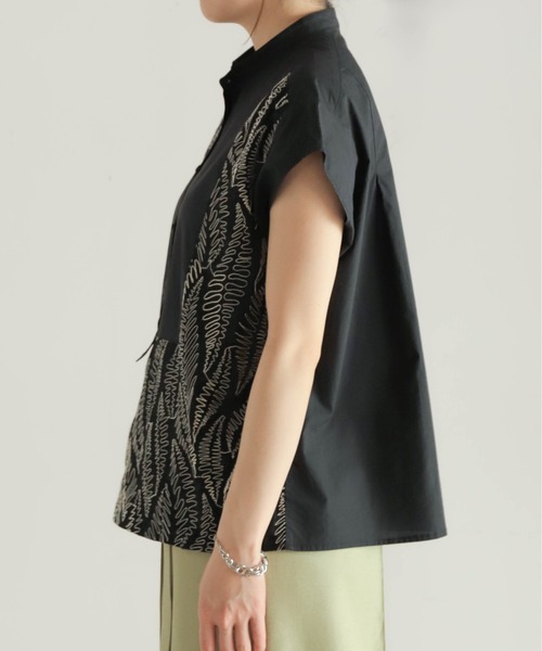 nombre impair しまうま柄 半袖シャツ　美品です コットンストライプ ネジリピンタックブラウス（シャツ/ブラウス