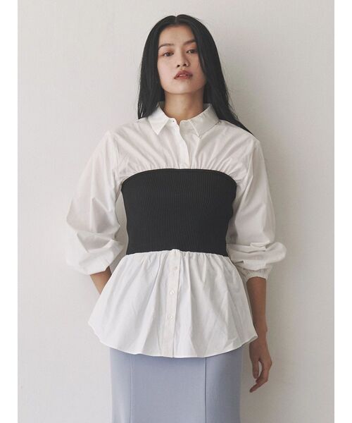 TONAL（トーナル）の「ニットビスチェドッキングシャツ（シャツ/ブラウス・レディース・ブラック/オフホワイト・MEDIUM）」の3枚目の写真