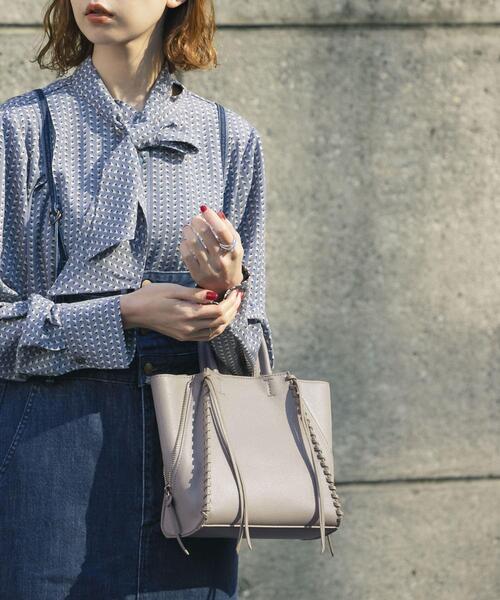 URBAN RESEARCH ROSSO WOMEN(アーバンリサーチ ロッソ)の「サイドジップミニトート(ショルダーバッグ・レディース・グレー系その他/ホワイト/ブラック・-)」の10枚目の写真