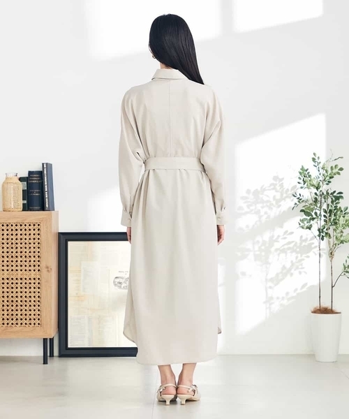 a.v.v(アーヴェヴェ)の「【2WAY】ベルト付きシャツワンピース(ワンピース・レディース・ネイビー/ベージュ・38/40/36)」の16枚目の写真