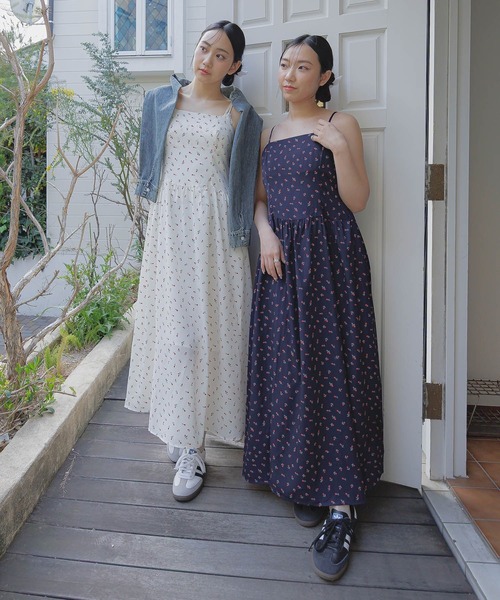 3.3 Field Trip （3.3フィールドトリップ）の「3.3 Field Trip／フラワープリントキャミワンピース（ワンピース・レディース・ホワイト/ネイビー・FREE）」の4枚目の写真