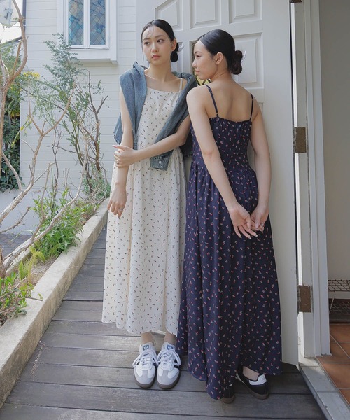 3.3 Field Trip （3.3フィールドトリップ）の「3.3 Field Trip／フラワープリントキャミワンピース（ワンピース・レディース・ホワイト/ネイビー・FREE）」の5枚目の写真