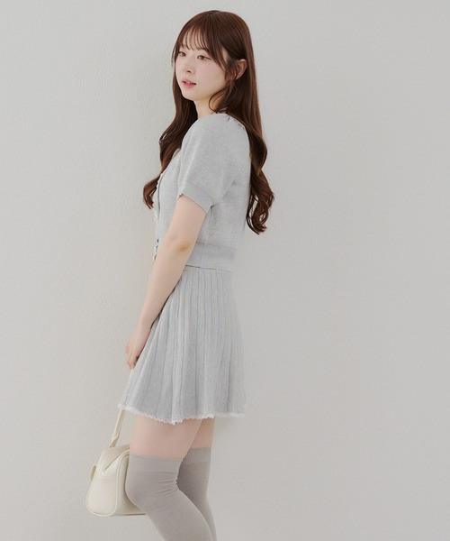 continuer de NICE CLAUP(コンティニューデナイスクラップ)の「ニットセットアップ(ワンピース・レディース・トップグレー/アイボリー/ネイビー/キャメル・FREE)」の11枚目の写真