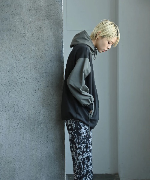 UNISEX [日本製]ダンボールコンビプルオーバー（マウンテン
