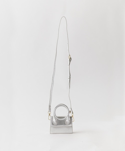 Chick（チック）の「Square Mini Shoulder & Hand Bag / スクエアミニハンドバッグ 2WAY（ショルダーバッグ・レディース・ホワイト/ブラック/シルバー・FREE）」の11枚目の写真