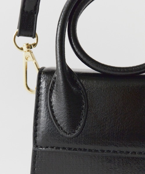 Chick（チック）の「Square Mini Shoulder & Hand Bag / スクエアミニハンドバッグ 2WAY（ショルダーバッグ・レディース・ホワイト/ブラック/シルバー・FREE）」の4枚目の写真