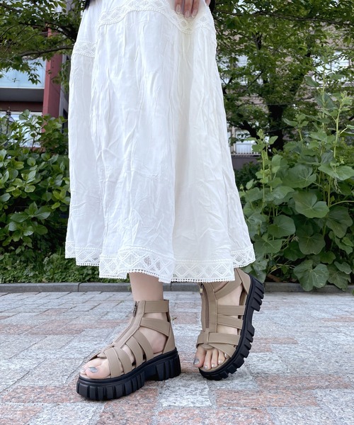 LUGG NAGG(ラグナグ)の「【BOBSON】【厚底】トラックソールグラディエーター【簡単着脱】(サンダル・レディース・ブラック/ベージュ/ホワイト・M/L/LL/S)」の9枚目の写真