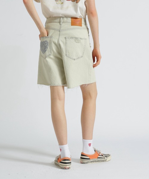 AVIREX(アヴィレックス)の「《直営店限定》HEART SHORT PANTS/ハートショートパンツ(デニムパンツ・レディース・ブルー系その他/オフホワイト・M/S)」の16枚目の写真
