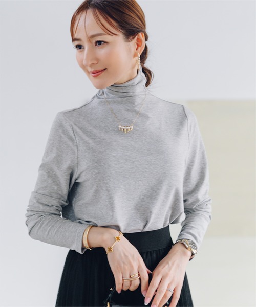 UR'S(ユアーズ)の「ボトルネックラウンドヘムプルオーバー(Tシャツ/カットソー・レディース・ブラック/クリーム/杢グレー/ホワイト・L/M/S)」の3枚目の写真