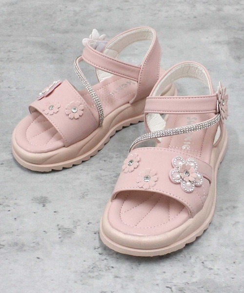 THE CASUAL(カジュアル)の「キッズ サマーサンダル(サンダル・キッズ・ホワイト系/ホワイト系1/ホワイト系2/ホワイト系3/ピンク系/ピンク系1/ピンク系2/ピンク系3・18cm/19cm/20cm/21cm/22cm)」の8枚目の写真