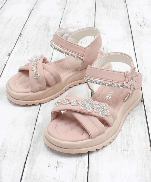 THE CASUAL(カジュアル)の「キッズ サマーサンダル(サンダル・キッズ・ホワイト系/ホワイト系1/ホワイト系2/ホワイト系3/ピンク系/ピンク系1/ピンク系2/ピンク系3・18cm/19cm/20cm/21cm/22cm)」の14枚目の写真