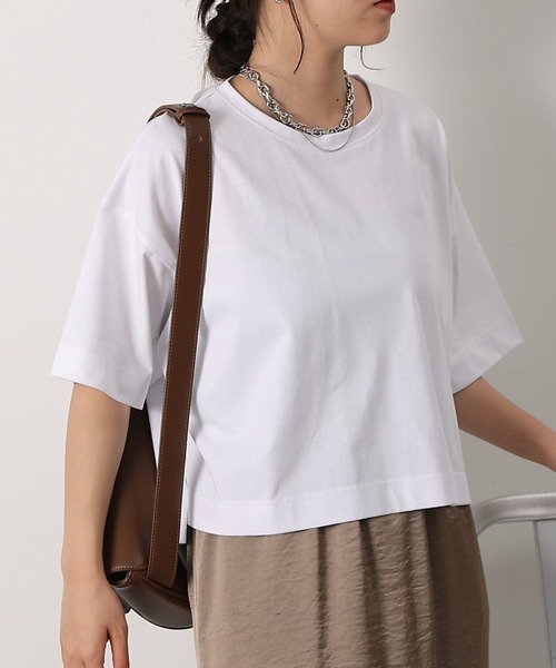 COLONY 2139(コロニートゥーワンスリーナイン)の「スマートワイドクロップドTシャツ(Tシャツ/カットソー・レディース・ブラック/グレー/ブルー/ホワイト/ピンク・FREE)」の2枚目の写真
