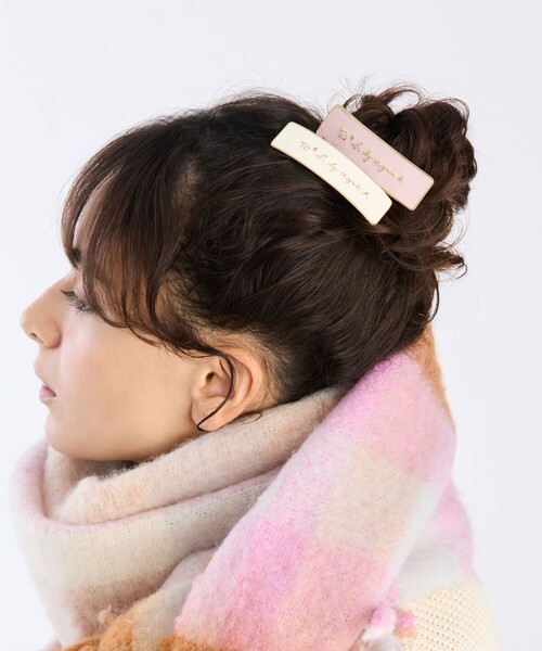 To b. by agnes b.（トゥービーバイアニエスベー）の「カラーヘアバレッタ（ヘアゴム・レディース・ホワイト系その他・FREE）」の6枚目の写真
