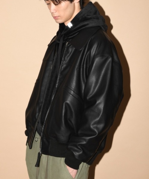 SUPERTHANKS（スーパーサンクス）の「スエード・合成皮革 中肉中綿入りブルゾン/Faux Suede Padded Blouson (CWU-Type)（ブルゾン・メンズ・ライトカーキ/ブラック/ブラック系その他・L/M/S）」の3枚目の写真