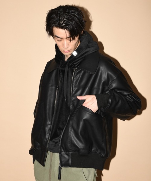 SUPERTHANKS（スーパーサンクス）の「スエード・合成皮革 中肉中綿入りブルゾン/Faux Suede Padded Blouson (CWU-Type)（ブルゾン・メンズ・ライトカーキ/ブラック/ブラック系その他・L/M/S）」の4枚目の写真