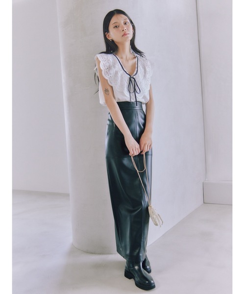 SNIDEL(スナイデル)の「フリルミニショルダー(チャーム・レディース・アイボリー/ドット/ブラウン・F)」の18枚目の写真