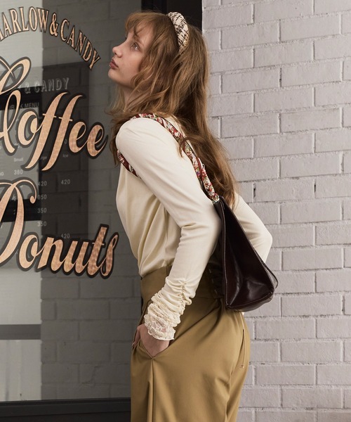 Cherir Mignon(シェリルミニョン)の「【Cherir Mignon】- Silhouette Couture -レース袖ドレープボートネックロンTEE(Tシャツ/カットソー・レディース・チャコールグレー/アイボリー/ブラック/ピンク/ブラウン・S/M)」の11枚目の写真