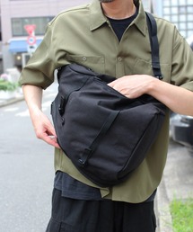 yield（イールド）の「【fulcro】フルクロ delight M タウンユース ボディバック ショルダー（ボディバッグ/ウエストポーチ）」