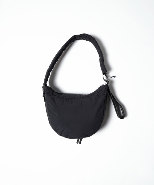 MAKAVELIC（マキャベリック）の「La Lune Shoulder Bag（バックパック/リュック・メンズ・ダークネイビー/カーキ・ONESIZE）」の4枚目の写真