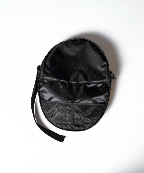 MAKAVELIC（マキャベリック）の「La Lune Shoulder Bag（バックパック/リュック・メンズ・ダークネイビー/カーキ・ONESIZE）」の8枚目の写真