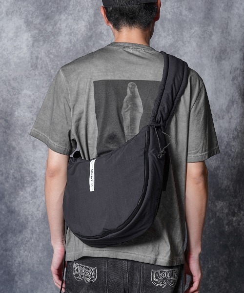 MAKAVELIC（マキャベリック）の「La Lune Shoulder Bag（バックパック/リュック・メンズ・ダークネイビー/カーキ・ONESIZE）」の17枚目の写真